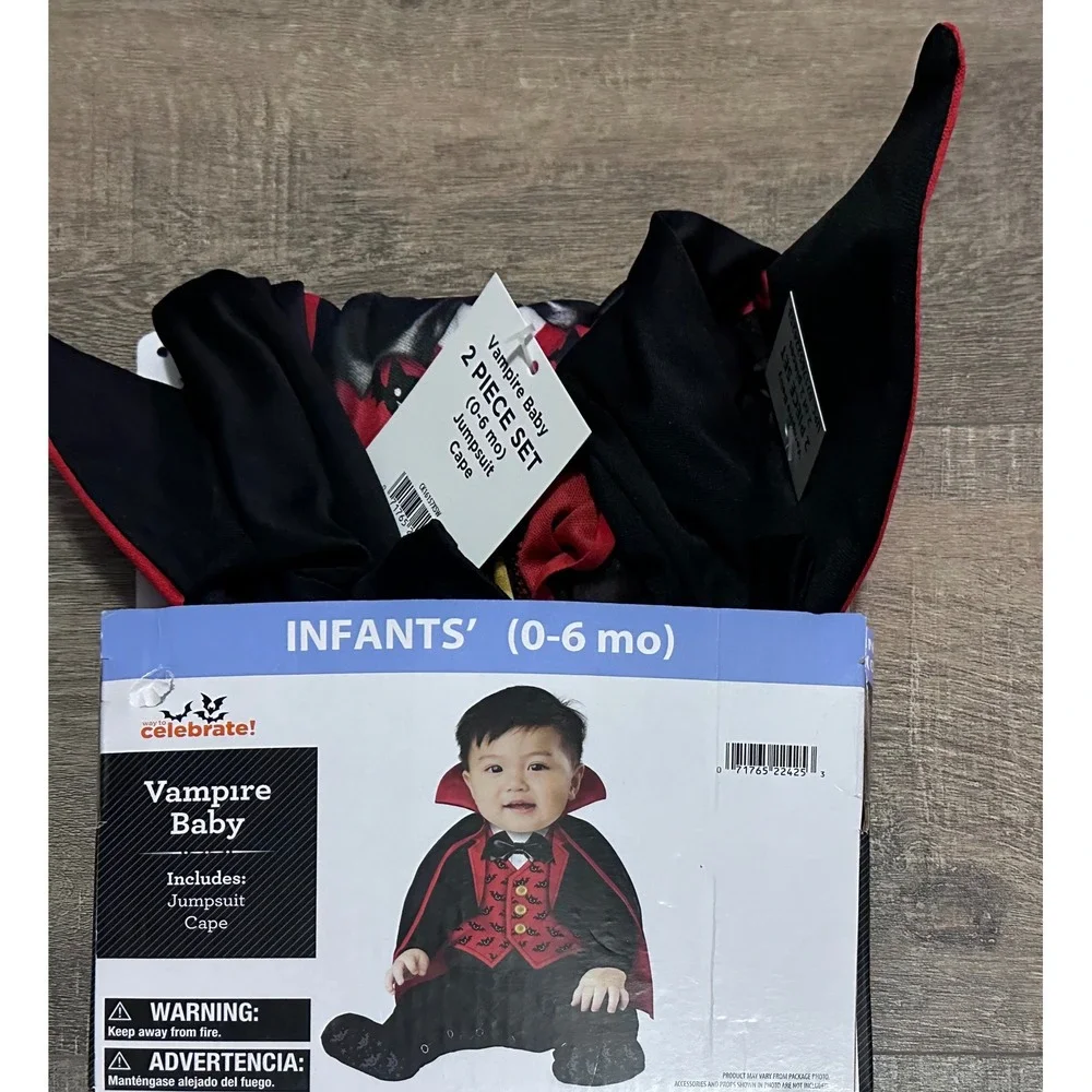 Vampire Baby Halloween Costume Jumpsuit Cape Set 0-6 Months NWT